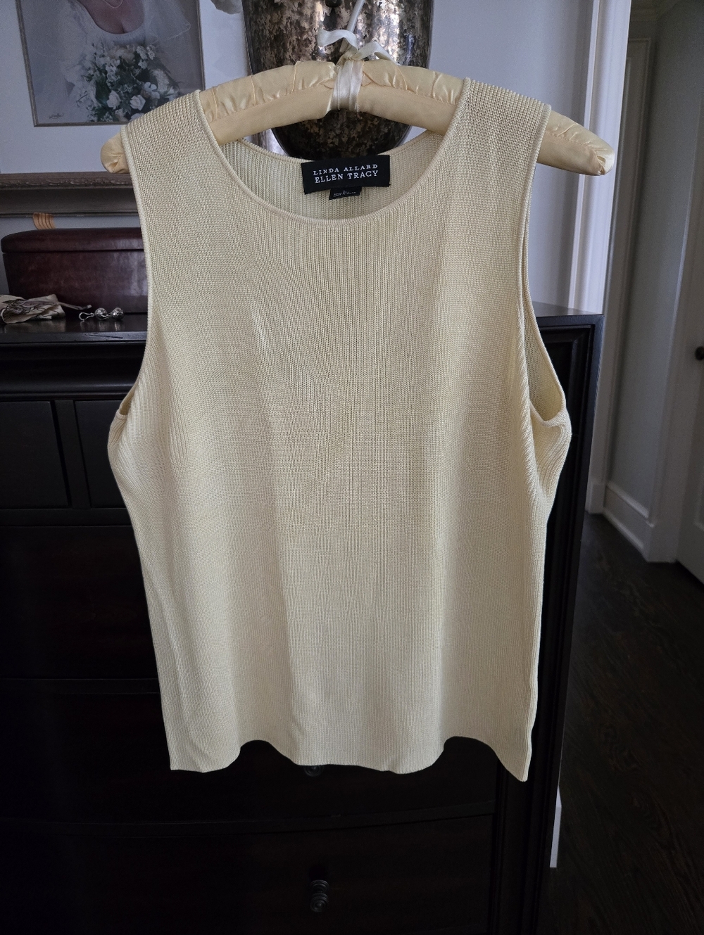Linda Allard For Ellen Tracy, Tank Top, Silk Yellow, Size Large